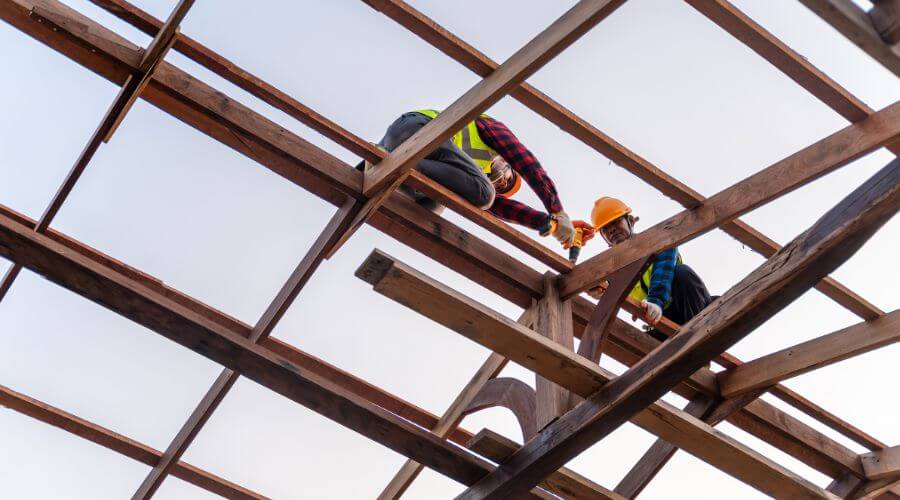 Professional gutter cleaning services in Gatesville, NC